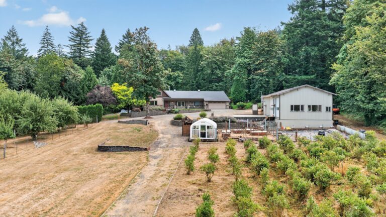 2060 SW Butler Rd, Gresham, OR 97080, photo 4
