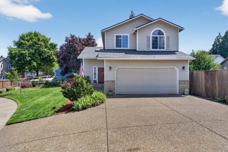 1250 N Ponderosa St, Canby, OR 97013, photo 1