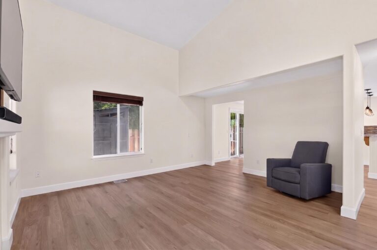 1250 N Ponderosa St, Canby, OR 97013, photo 11