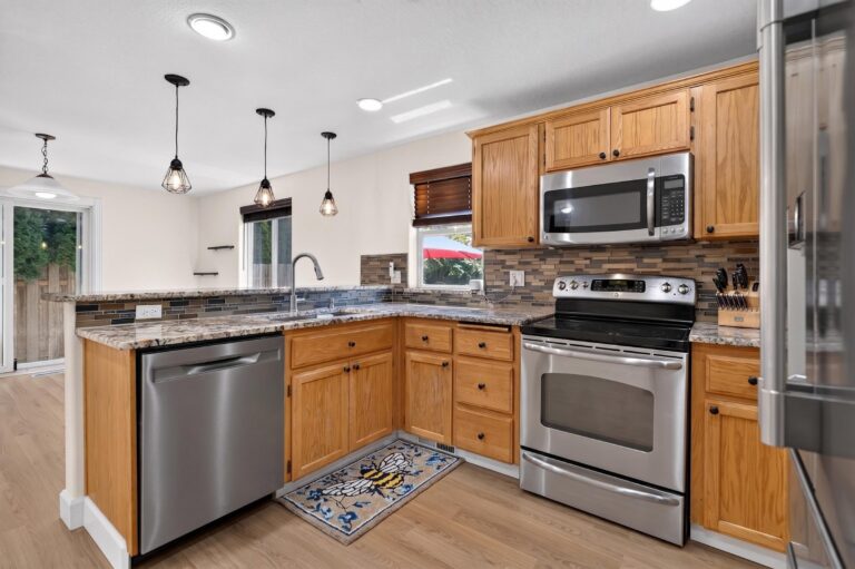 1250 N Ponderosa St, Canby, OR 97013, photo 30
