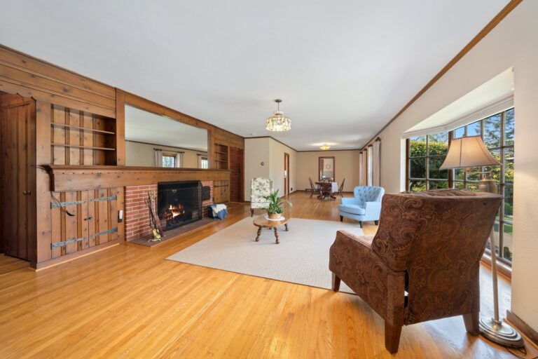 660 SW Evans St, Portland, OR 97219, photo 10