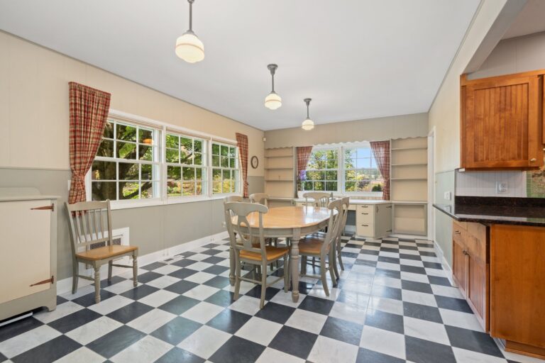 660 SW Evans St, Portland, OR 97219, photo 17