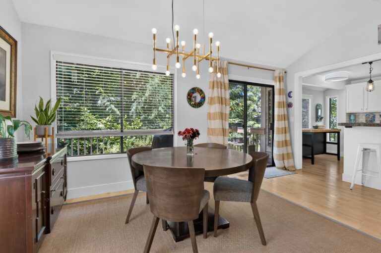 9925 SW Quail Post Rd, Portland, OR 97219, photo 14