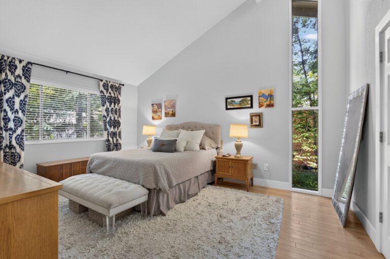 9925 SW Quail Post Rd, Portland, OR 97219, photo 26