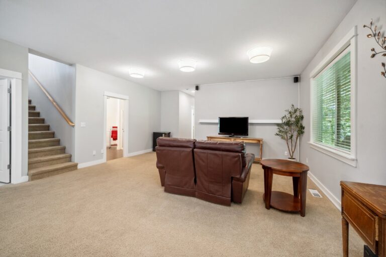 7540 SW Becky Ct, Beaverton, OR 97007, photo 22