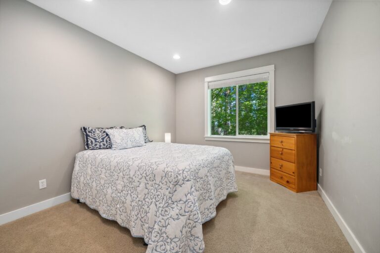 7540 SW Becky Ct, Beaverton, OR 97007, photo 28